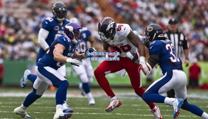 中国游泳队再创佳绩 世锦赛斩获三金两银