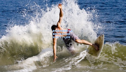 体育经济迎来新风口，赛事IP商业化加速，资本竞逐千亿市场